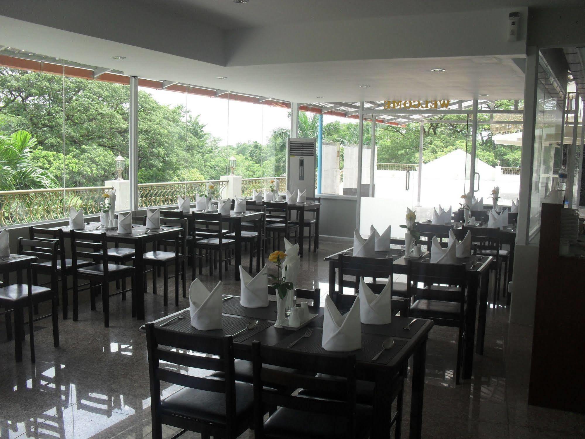 Yangon Airport Hotel Exterior foto