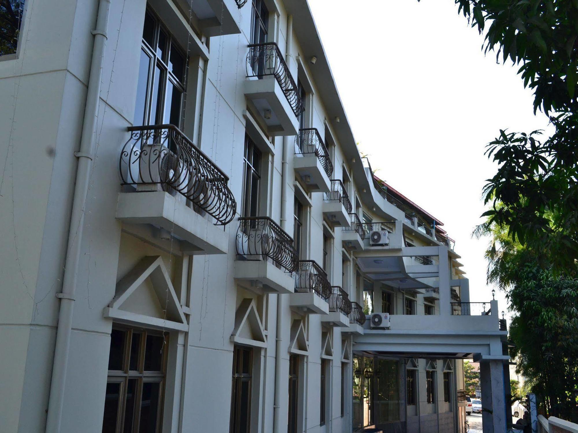 Yangon Airport Hotel Exterior foto